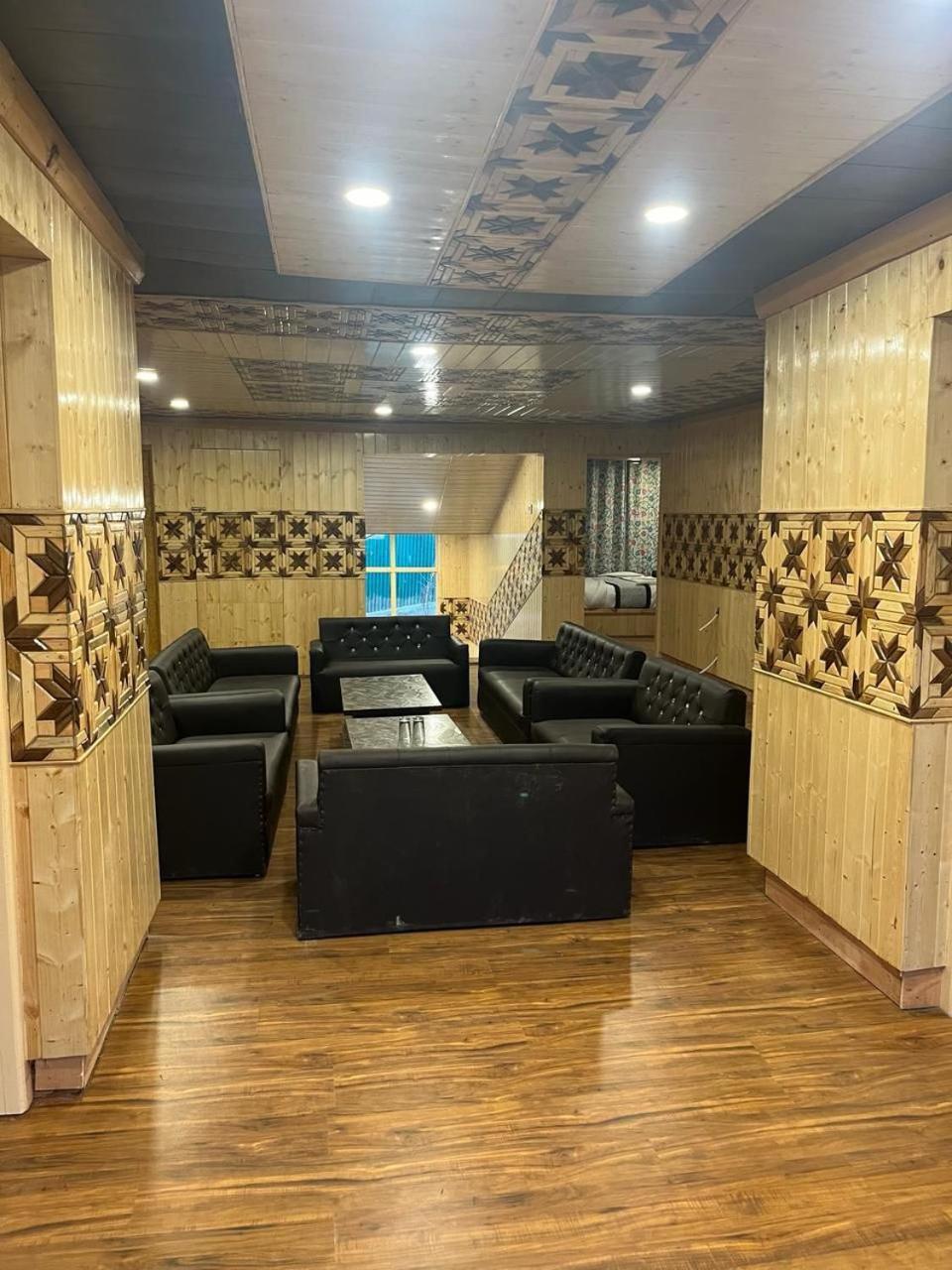 Pine Palace Resort Pahalgām Zewnętrze zdjęcie